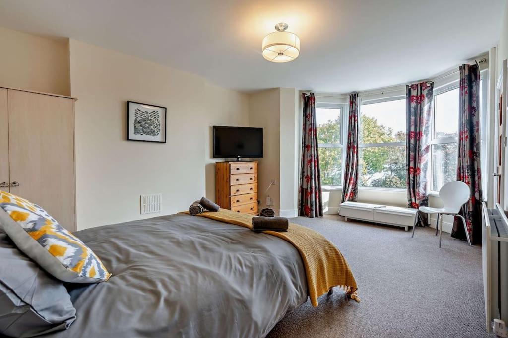 Dizzy Heights Swanage Sleeps 10 With Amazing Views Villa ภายนอก รูปภาพ